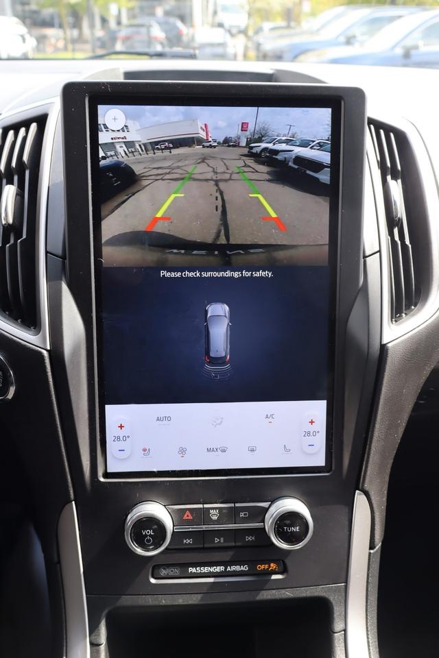 2022 Ford Edge SEL 4dr All-wheel Drive Photo