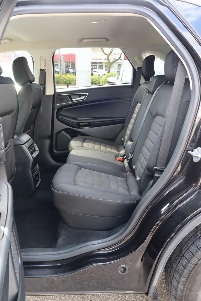 2022 Ford Edge SEL 4dr All-wheel Drive Photo