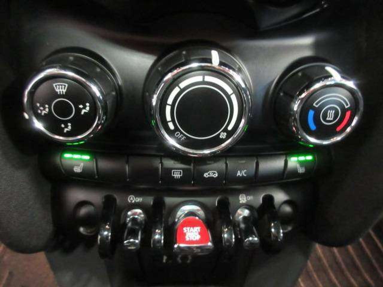 2017 MINI Cooper Hardtop 6-SPD MANUAL, PANO ROOF, LEATHER, 54K! Photo