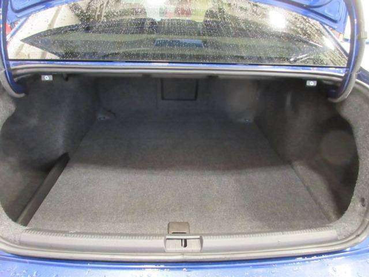 2017 Volkswagen Passat HIGHLINE R-LINE, NAV, ROOF, LEATHER, 101K! Photo