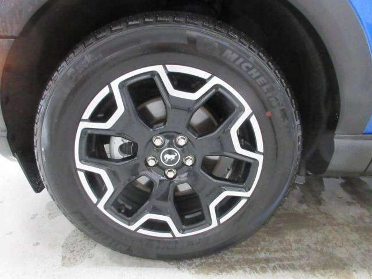 2025 Ford Bronco Sport OUTER BANKS 4X4, HTD. SEATS, APPLE/ANDROID, 24K! Photo