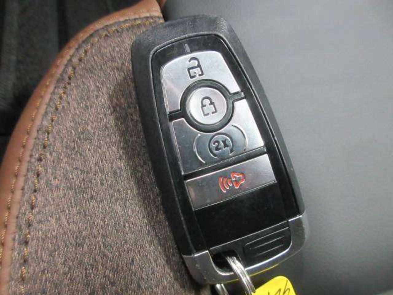 2025 Ford Bronco Sport OUTER BANKS 4X4, HTD. SEATS, APPLE/ANDROID, 24K! Photo