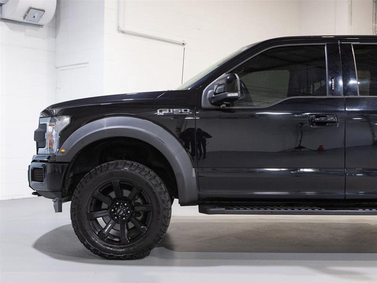 2019 Ford F-150 4x4 - Supercrew Lariat - 145 WB Photo