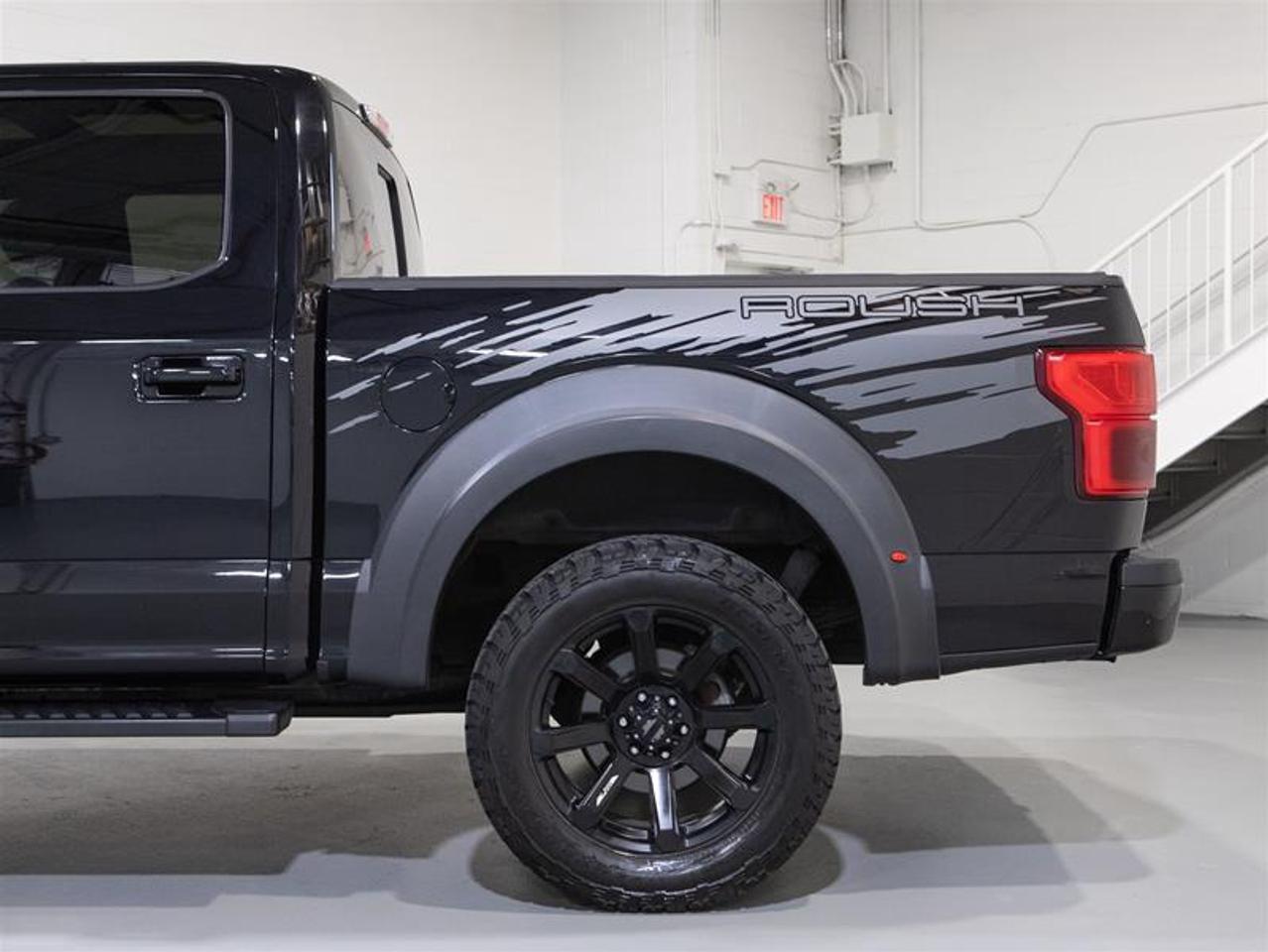 2019 Ford F-150 4x4 - Supercrew Lariat - 145 WB Photo