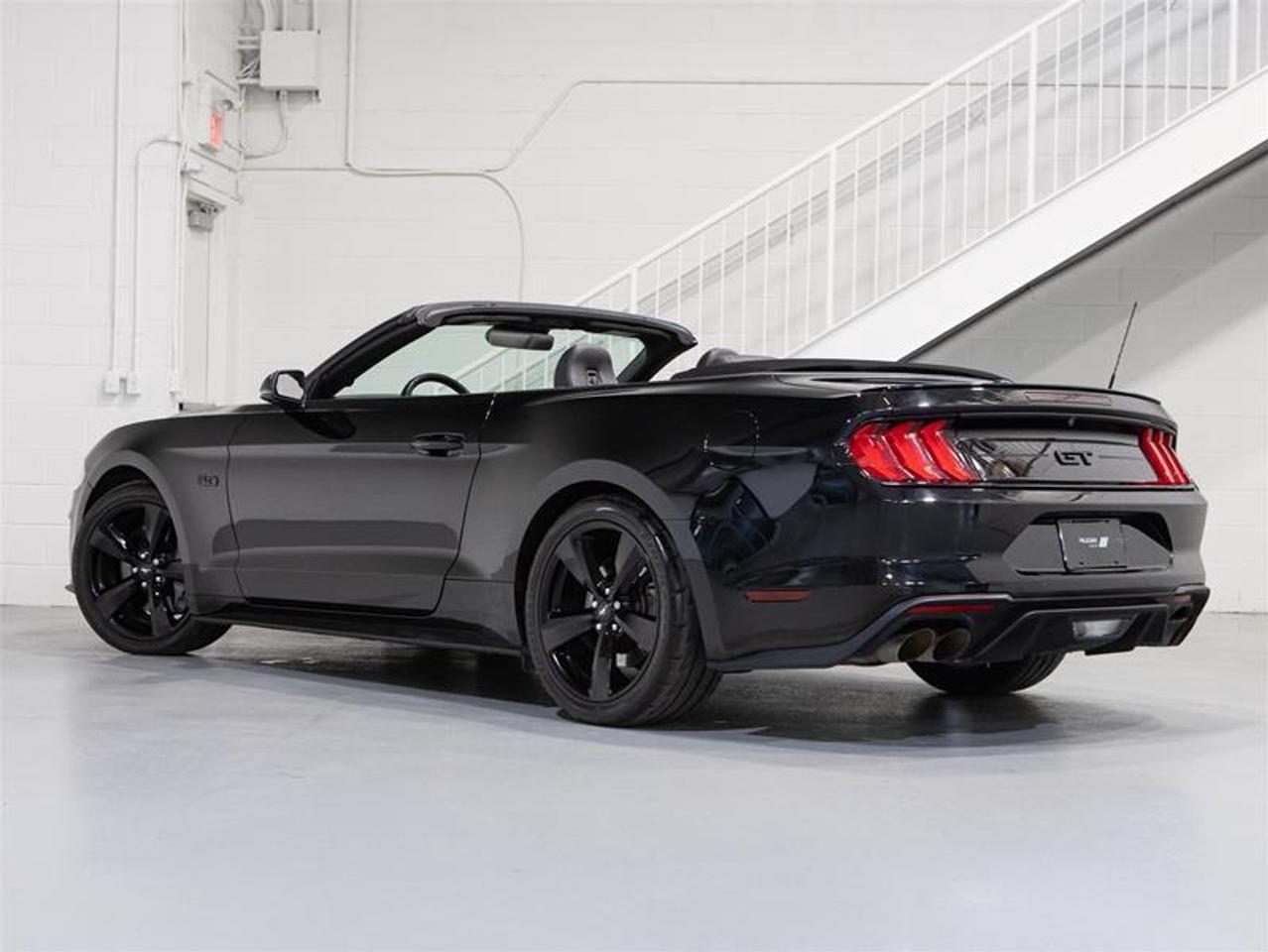 2022 Ford Mustang Convertible GT Premium Photo
