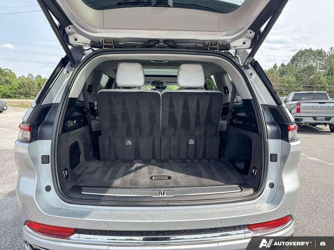 2021 Jeep Grand Cherokee 7 PASSENGER SEATING. TRAILER TOW PKG. SURROUND VIEW CAMERA. CERTIFIED. Photo