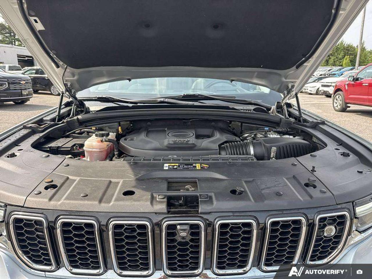 2021 Jeep Grand Cherokee 7 PASSENGER SEATING. TRAILER TOW PKG. SURROUND VIEW CAMERA. CERTIFIED. Photo