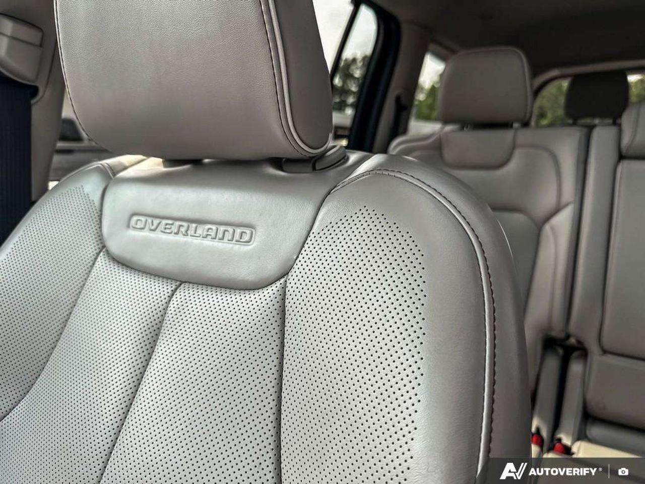 2021 Jeep Grand Cherokee 7 PASSENGER SEATING. TRAILER TOW PKG. SURROUND VIEW CAMERA. CERTIFIED. Photo