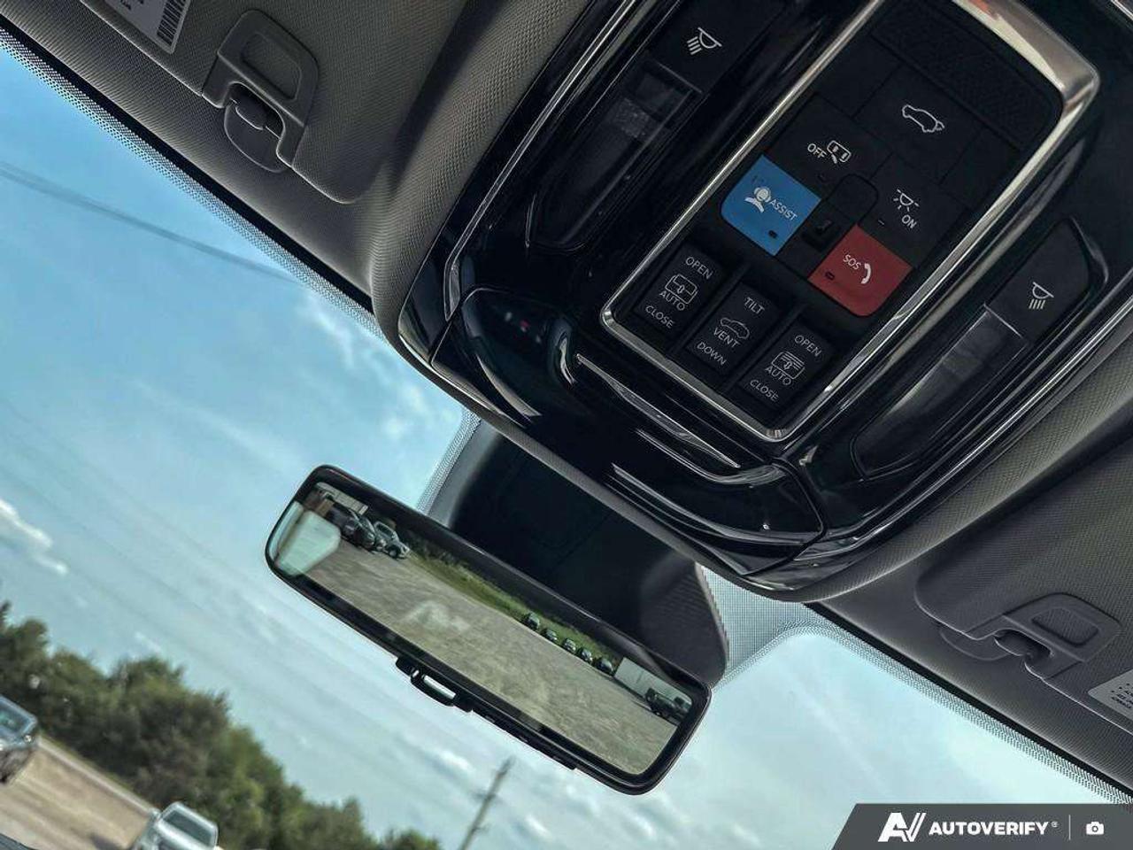 2021 Jeep Grand Cherokee 7 PASSENGER SEATING. TRAILER TOW PKG. SURROUND VIEW CAMERA. CERTIFIED. Photo