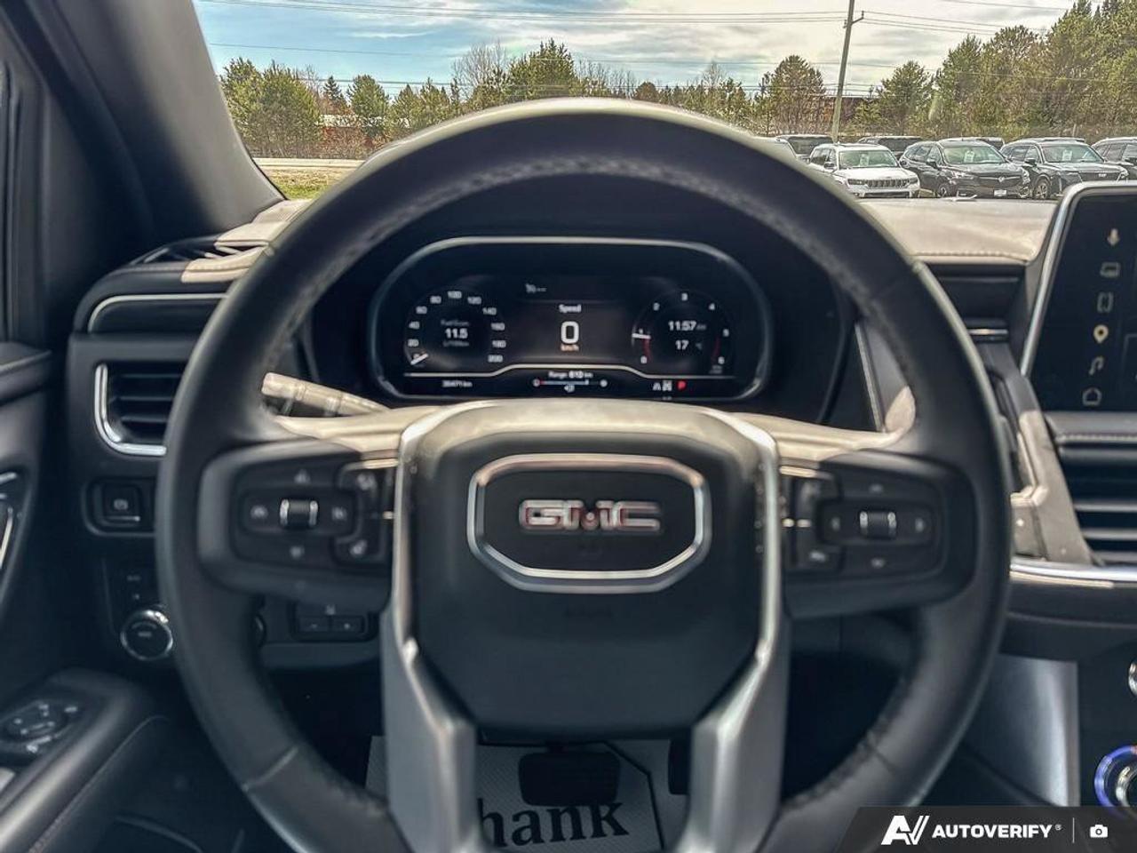2024 GMC Yukon SLT SLT LUXURY PKG. MAX TRAILERING PKG. PROGRADE T Photo