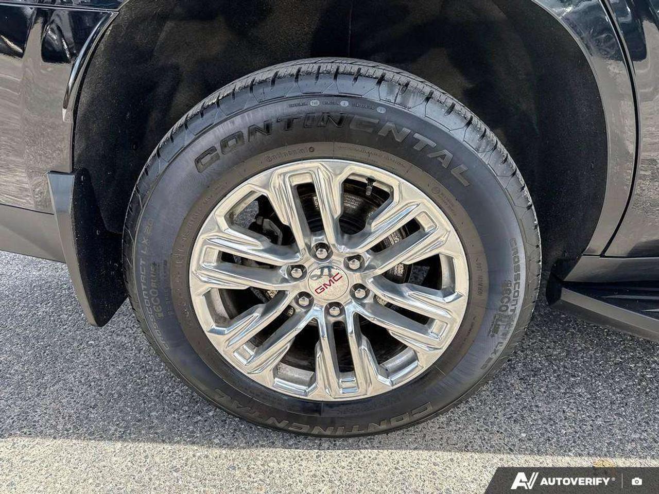 2024 GMC Yukon SLT LUXURY PKG. MAX TRAILERING PKG. PROGRADE TRAILERING SYSTEM. HEATED SECOND ROW SEATS. HD SURROUND VISION. Photo