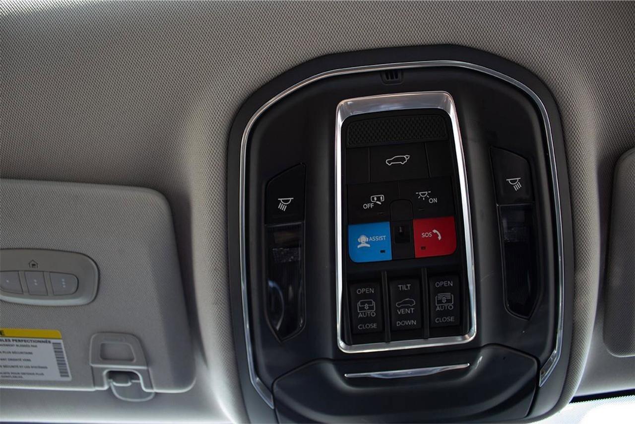 2022 Jeep Grand Cherokee LIMITED 4X4 Photo