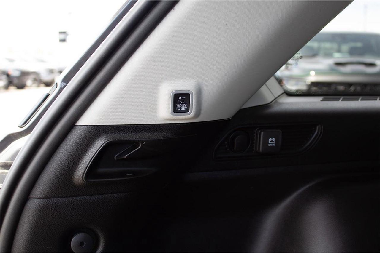 2022 Jeep Grand Cherokee LIMITED 4X4 Photo