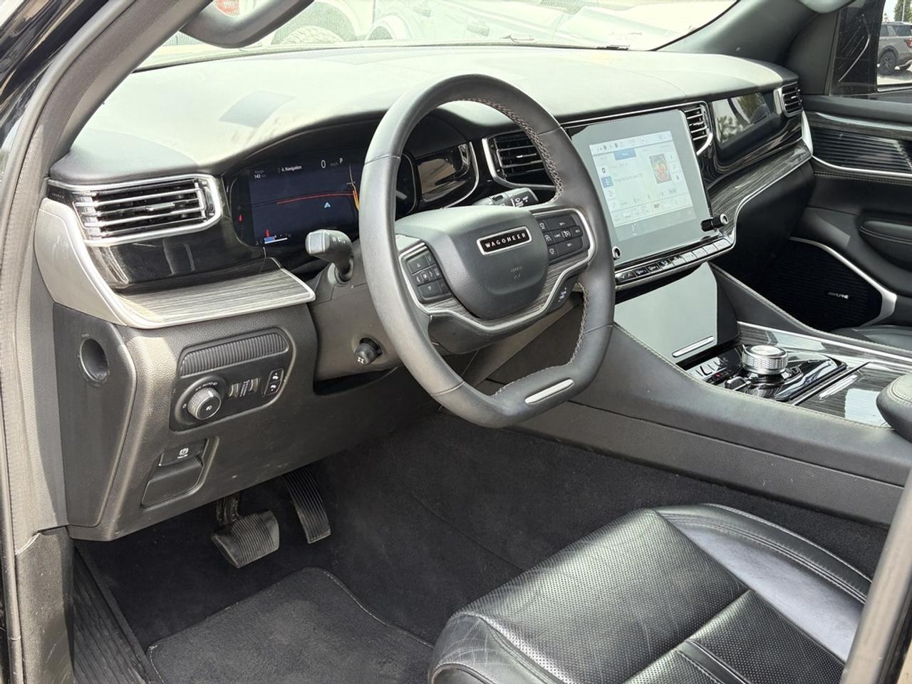 2022 Jeep Wagoneer Series II 4dr 4x4 Photo