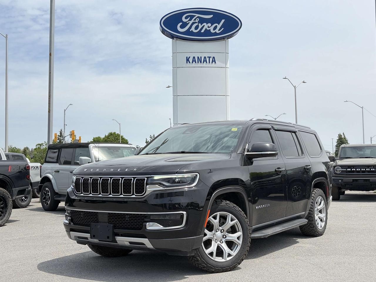 2022 Jeep Wagoneer Series II 4dr 4x4 Photo