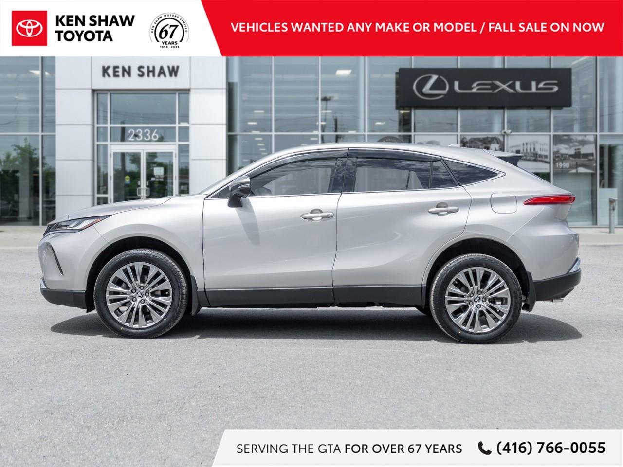 2023 Toyota Venza Limited 4dr All-Wheel Drive Photo2