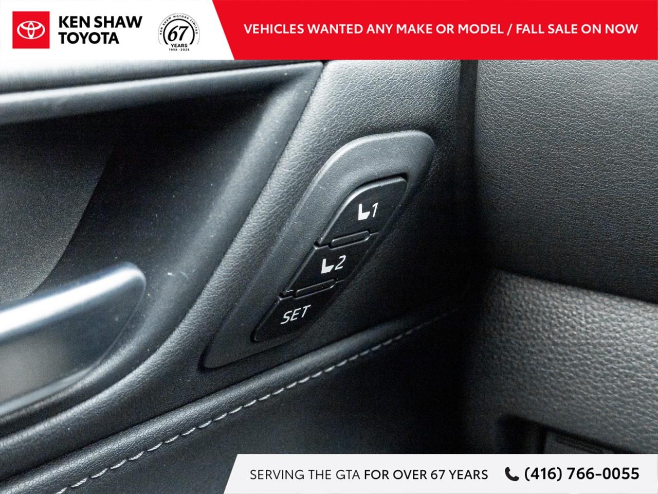 2023 Toyota Venza Limited 4dr All-Wheel Drive Photo