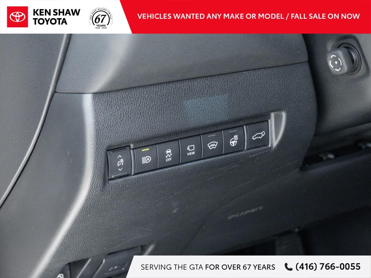 2023 Toyota Venza Limited 4dr All-Wheel Drive Photo
