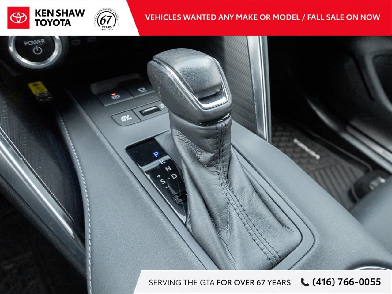 2023 Toyota Venza Limited 4dr All-Wheel Drive Photo
