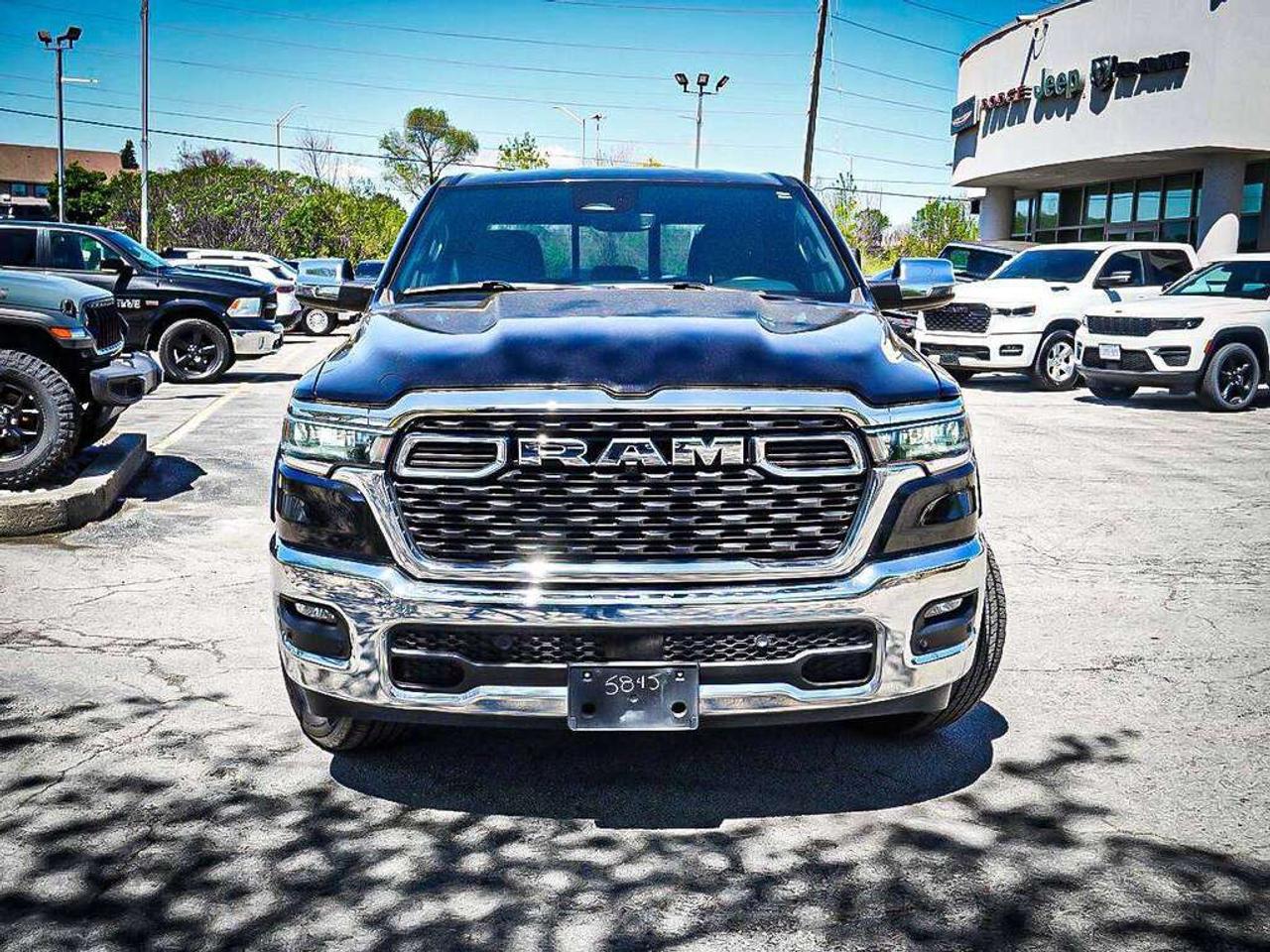 2025 RAM 1500  Photo