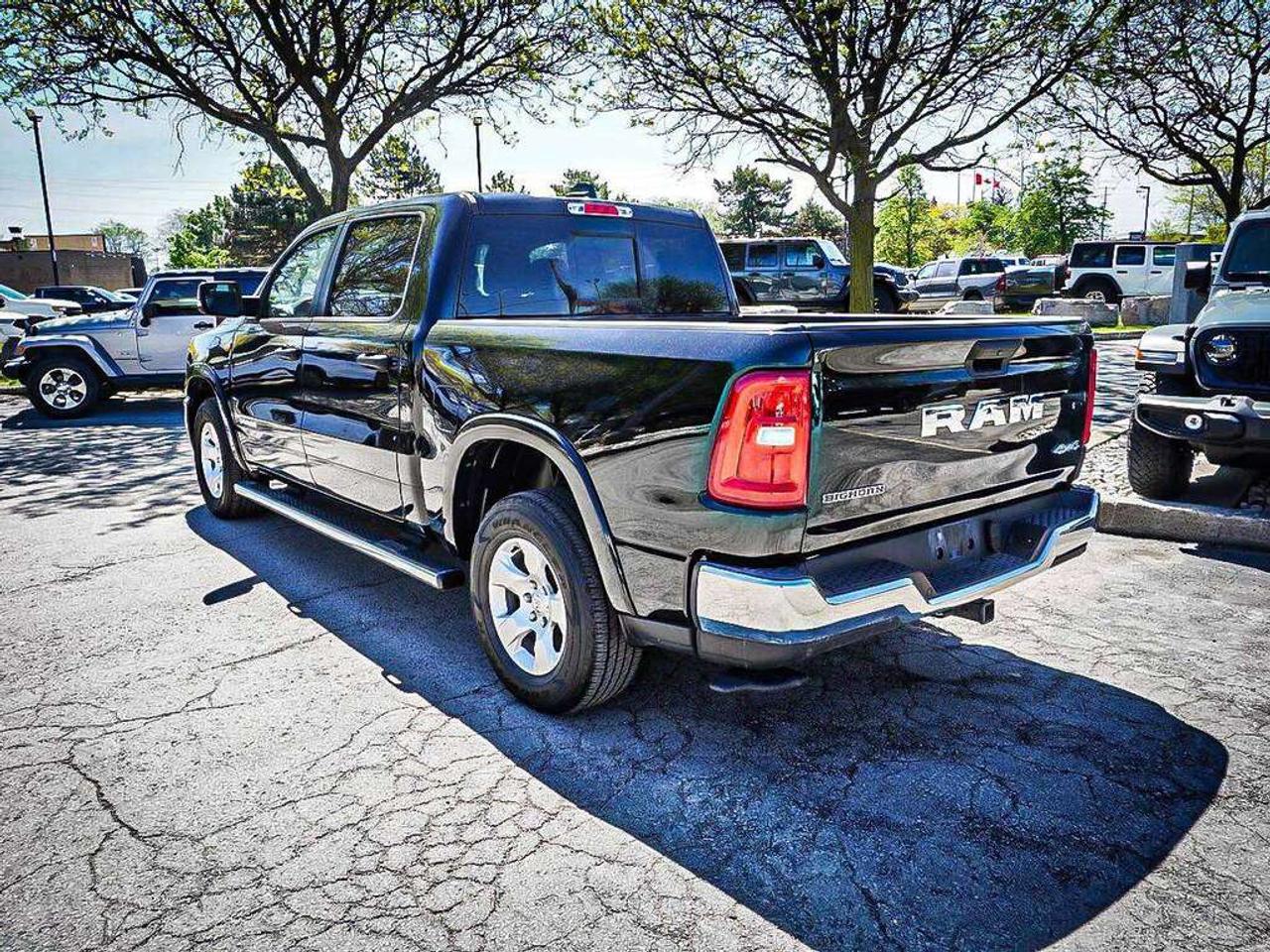 2025 RAM 1500  Photo