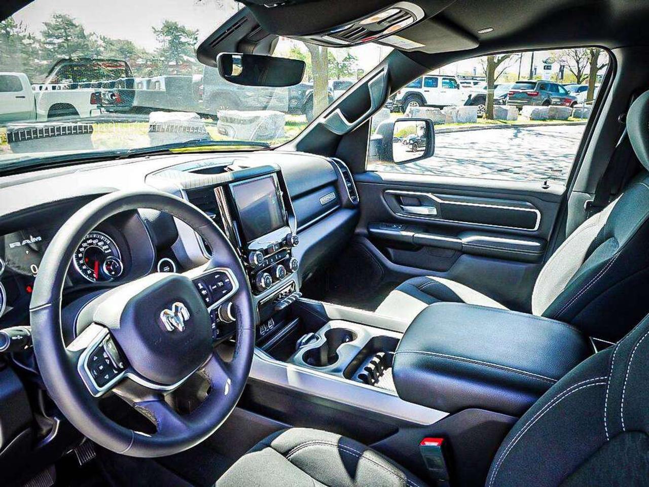 2025 RAM 1500  Photo