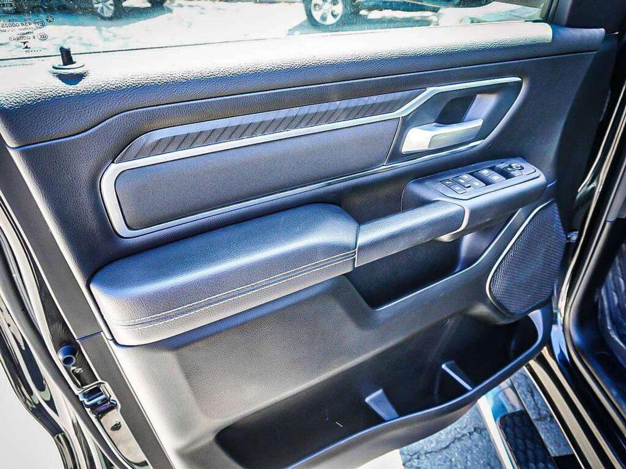 2025 RAM 1500  Photo