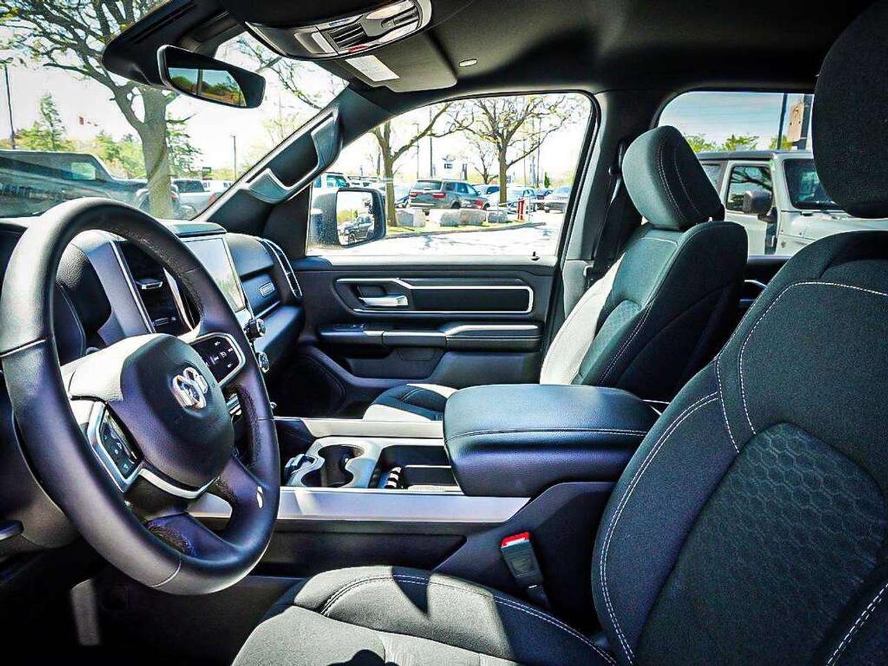 2025 RAM 1500  Photo