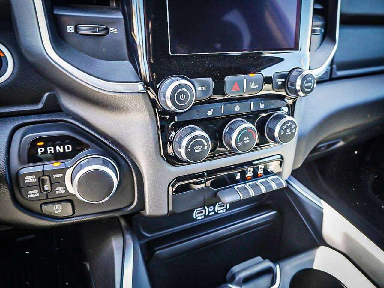 2025 RAM 1500  Photo