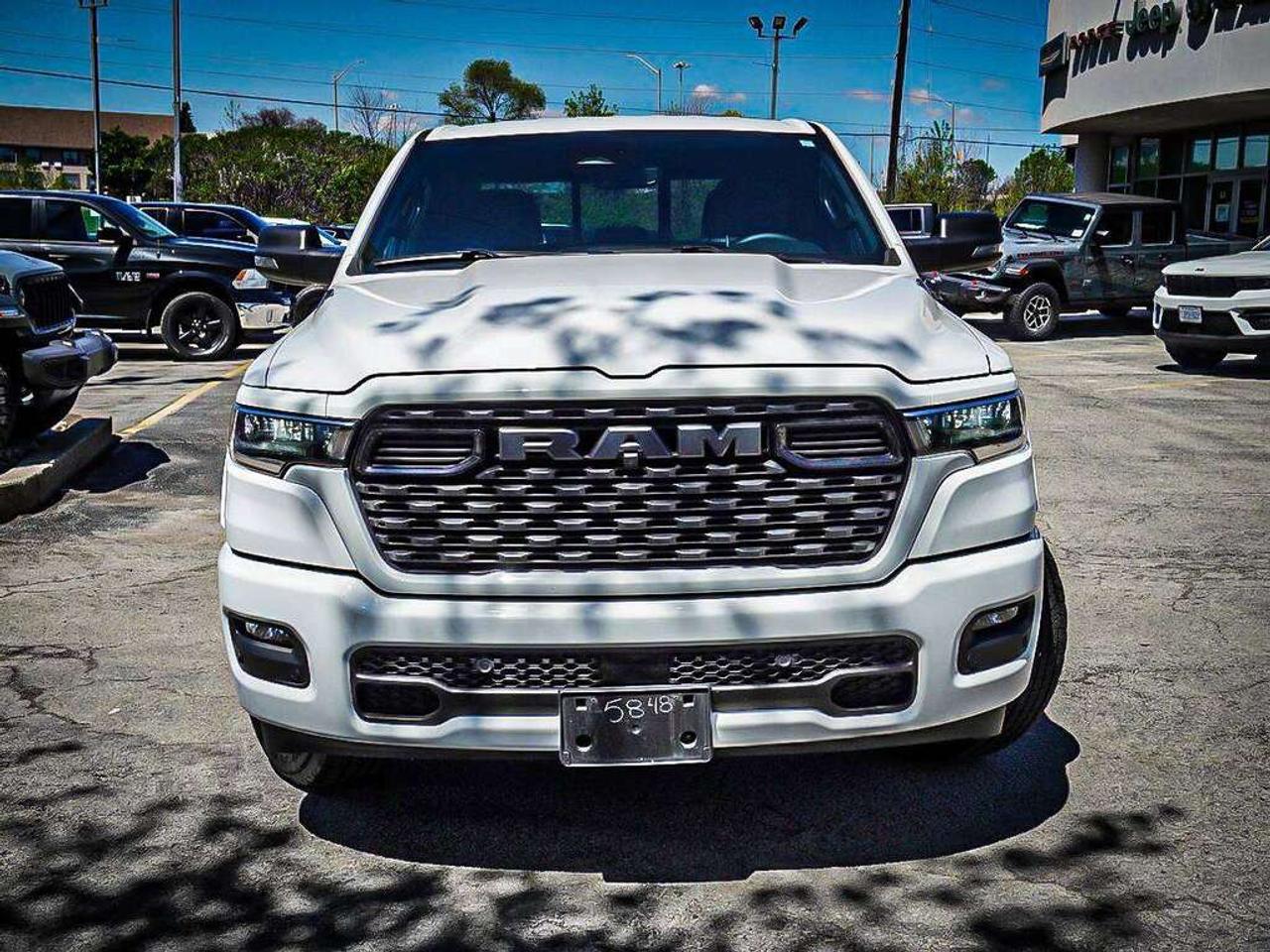 2025 RAM 1500  Photo2
