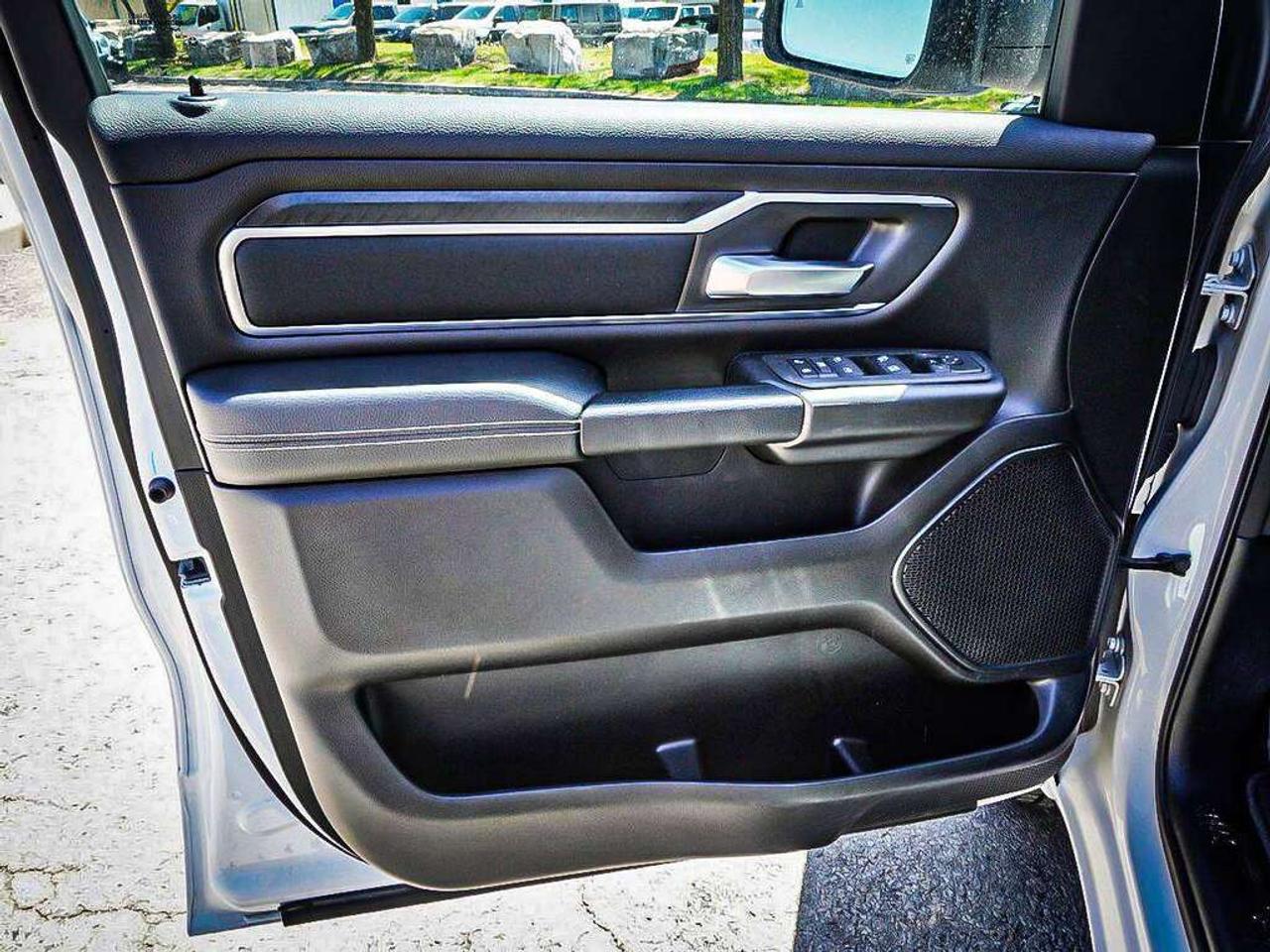 2025 RAM 1500  Photo