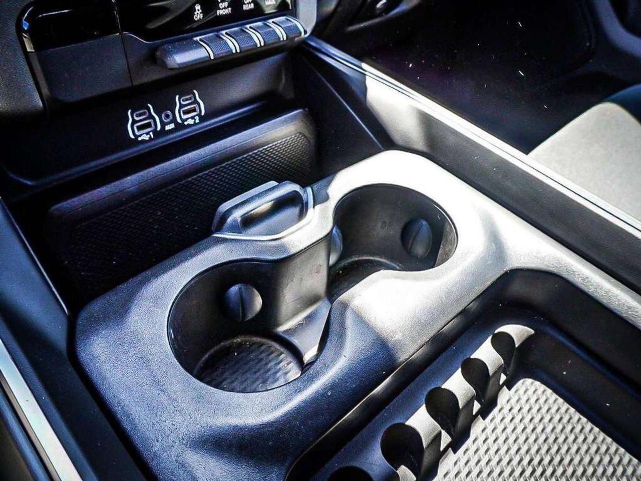2025 RAM 1500  Photo