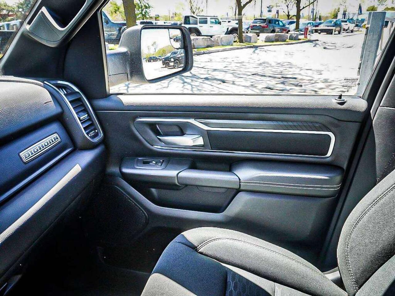 2025 RAM 1500  Photo