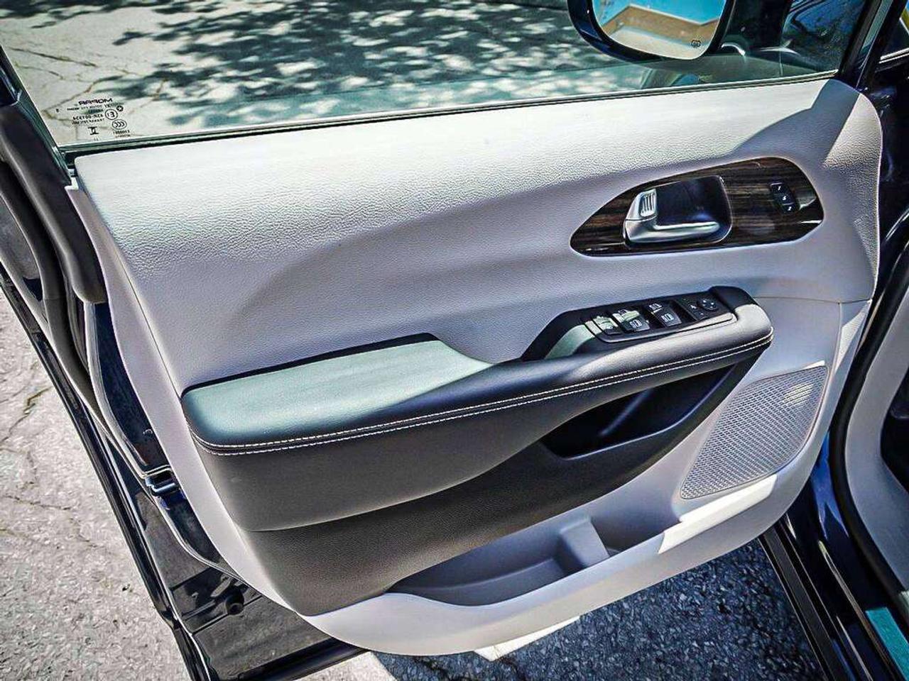 2024 Chrysler Pacifica  Photo