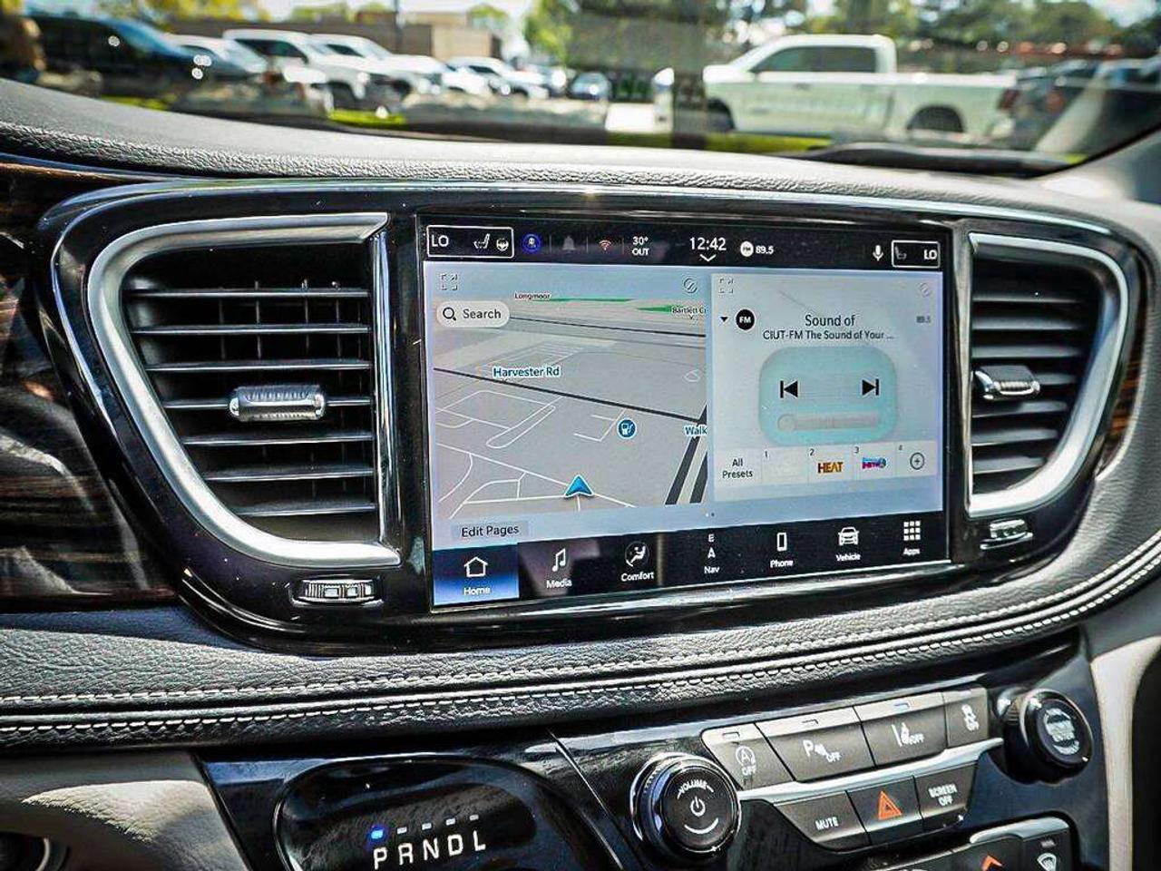 2024 Chrysler Pacifica  Photo