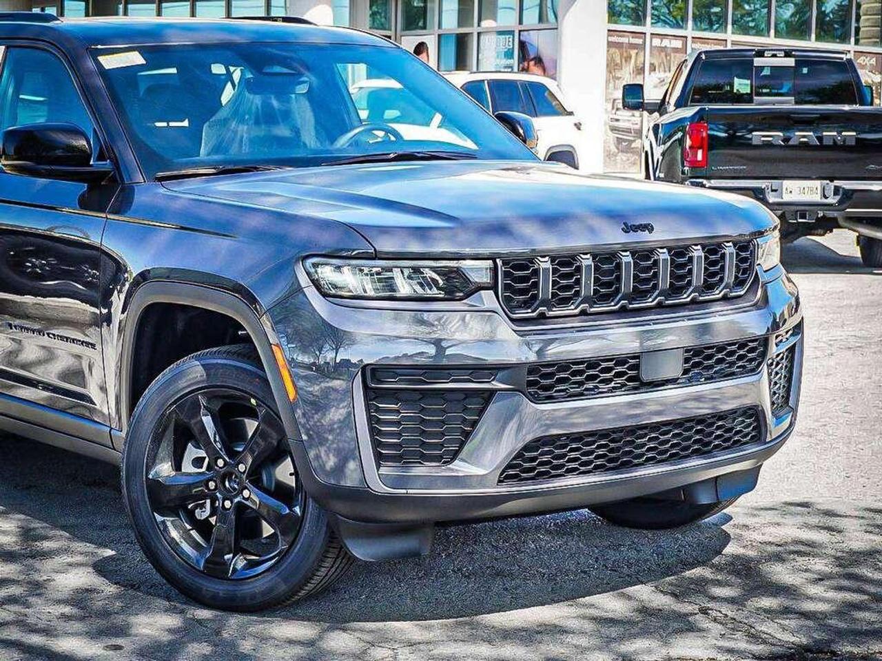2026 Jeep Grand Cherokee L  Photo