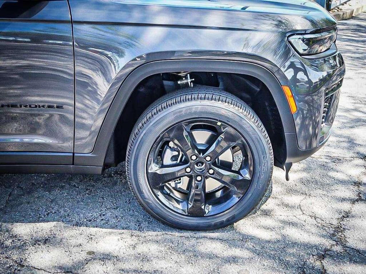 2026 Jeep Grand Cherokee L  Photo