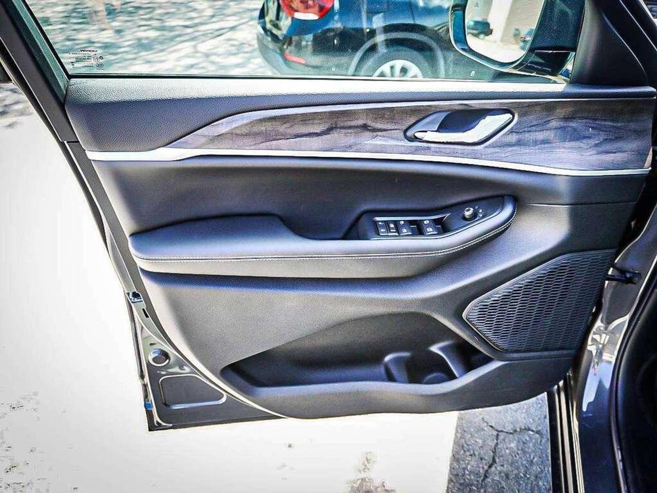 2026 Jeep Grand Cherokee L  Photo