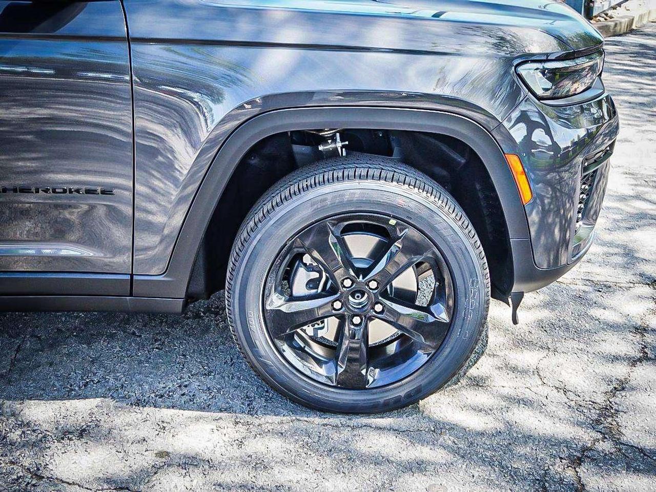 2026 Jeep Grand Cherokee  Photo