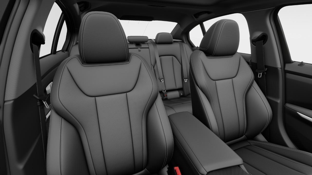 2026 BMW 3 Series  Photo