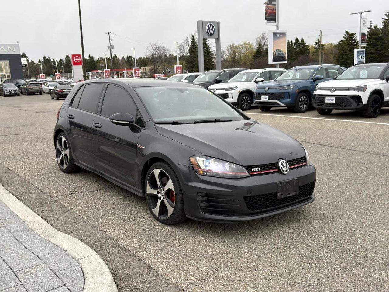 2017 Volkswagen Golf GTI  Photo