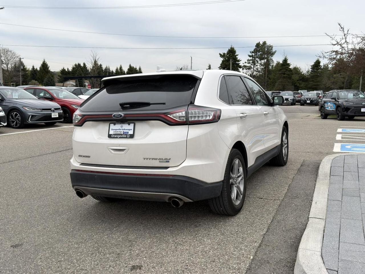 2016 Ford Edge  Photo