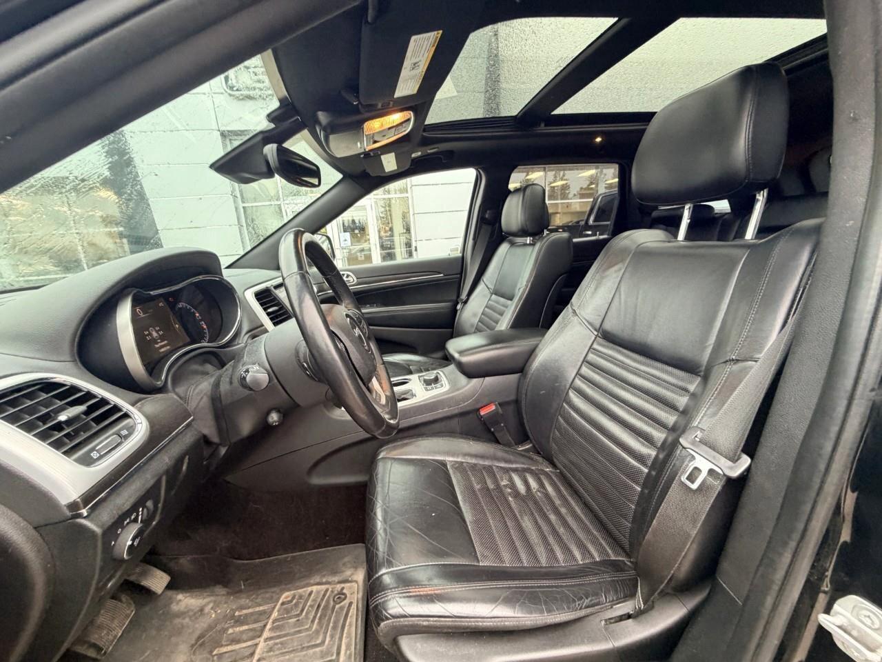 2018 Jeep Grand Cherokee Sterling EditionLIMITED STERLING EDITION, 3.6L V6, Photo