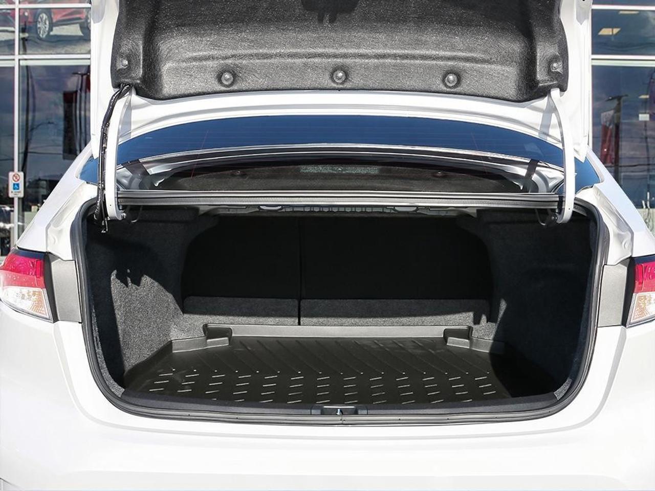 2026 Toyota Corolla LE CVT Photo