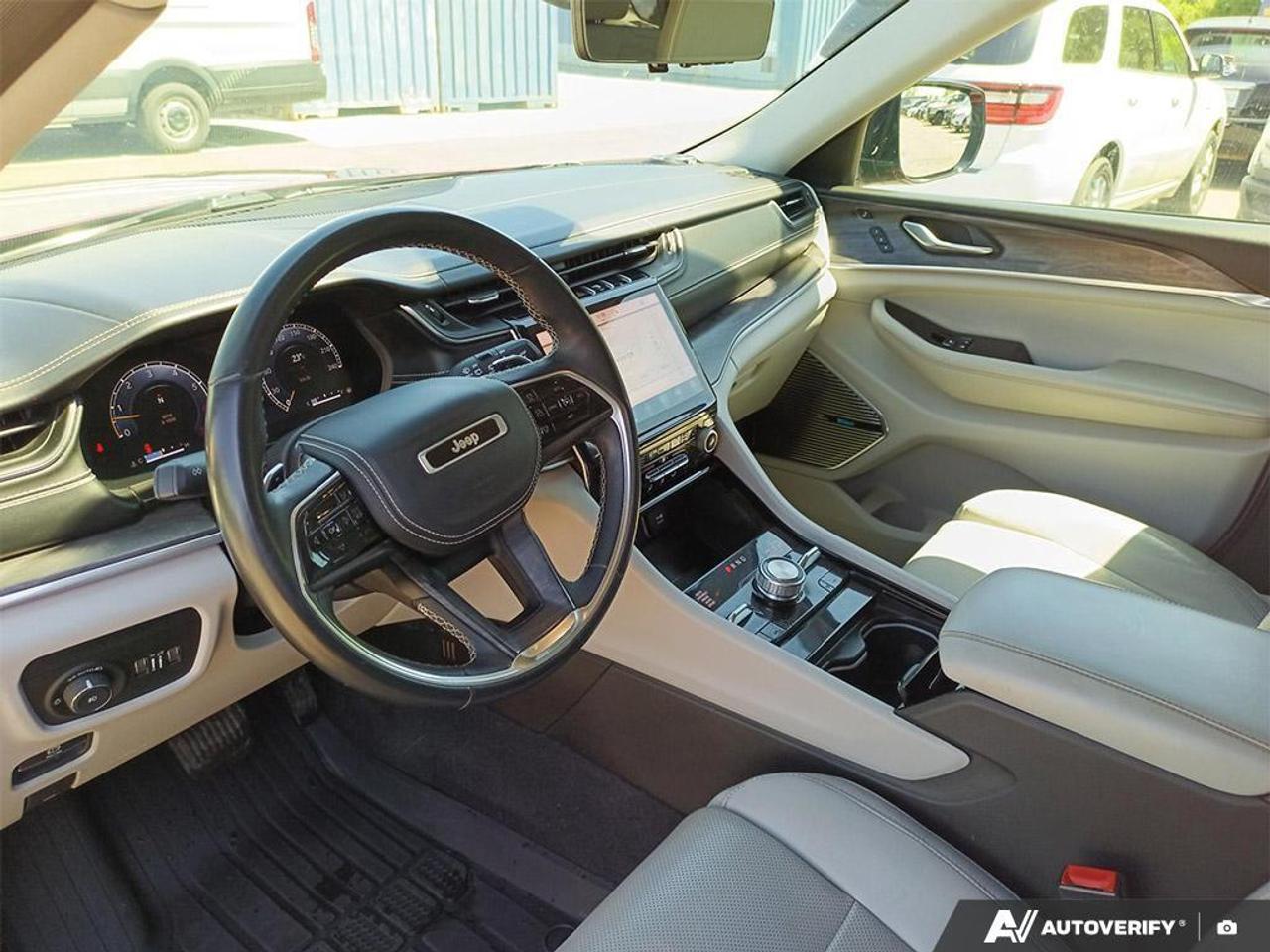 2021 Jeep Grand Cherokee L Overland 4dr 4x4 Photo