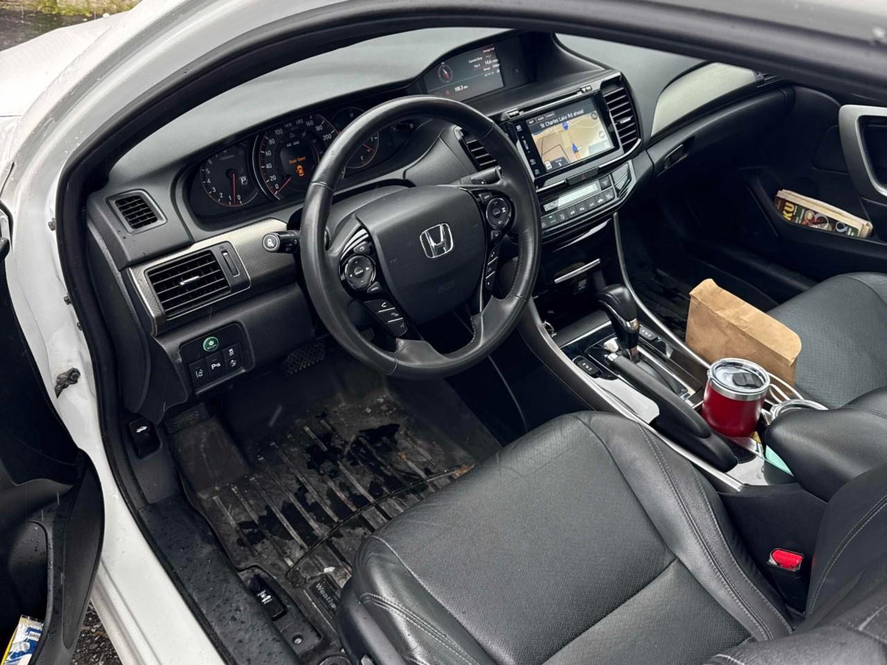 2017 Honda Accord Touring V6 (A6) 2dr Coupe Photo
