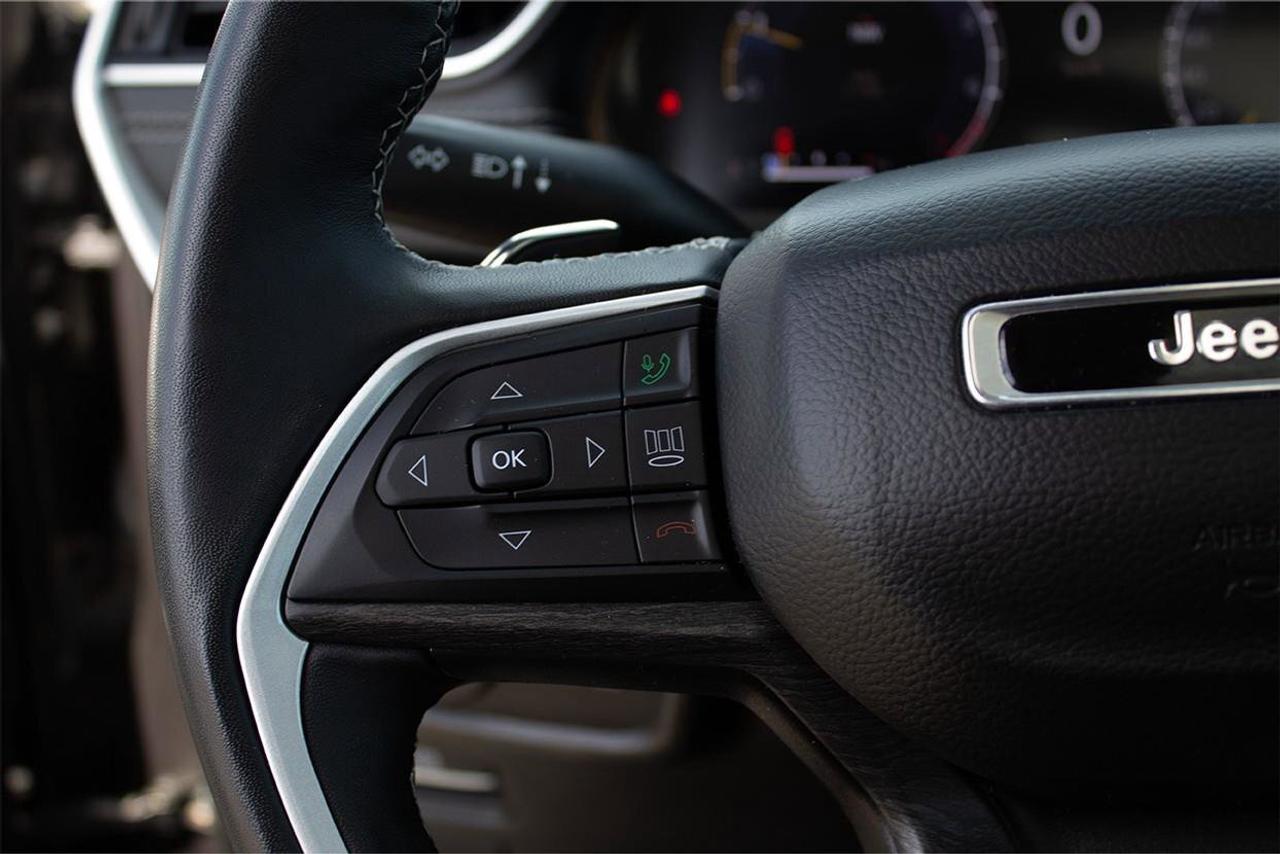2022 Jeep Grand Cherokee  Photo