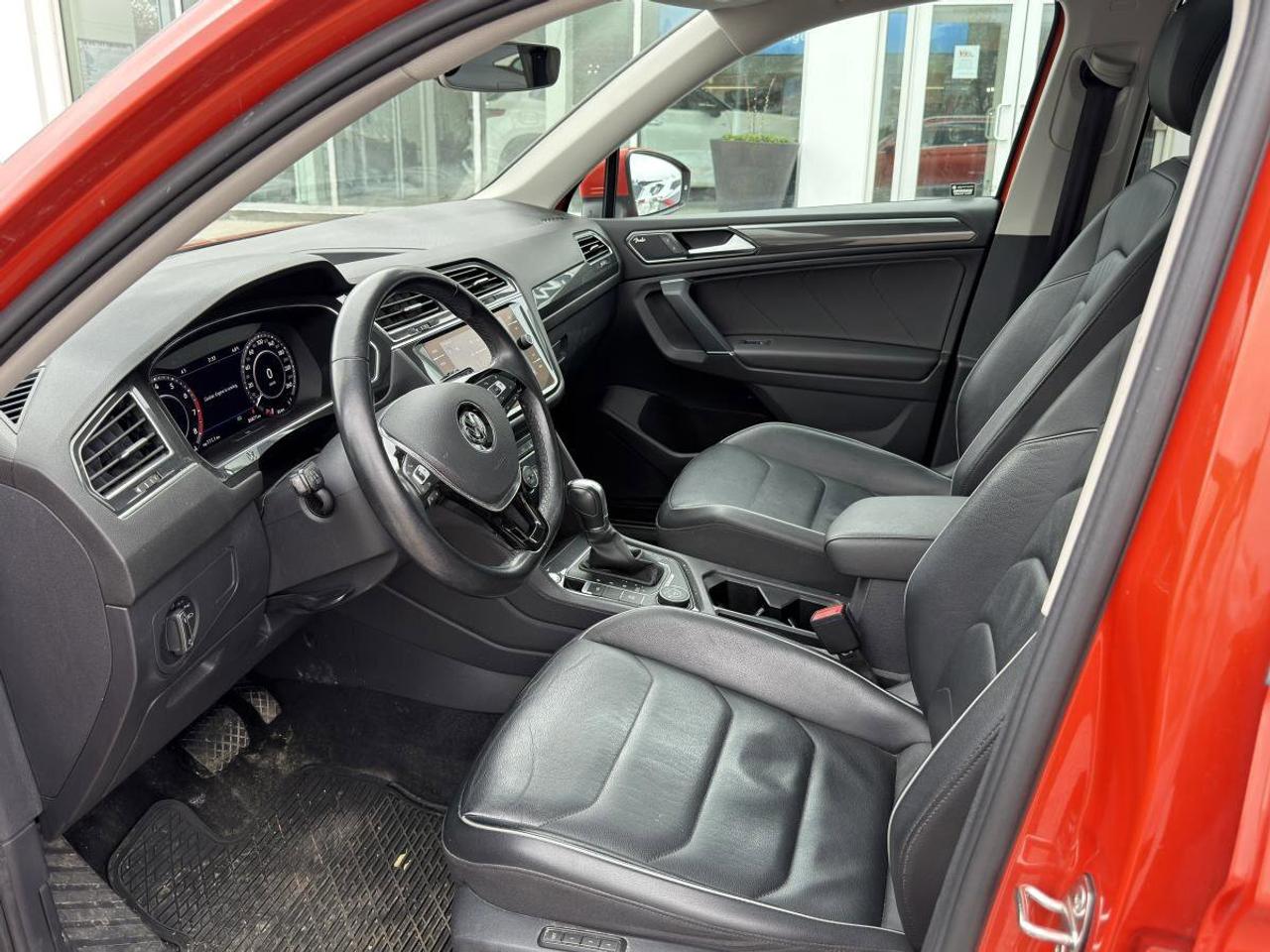 2018 Volkswagen Tiguan  Photo4