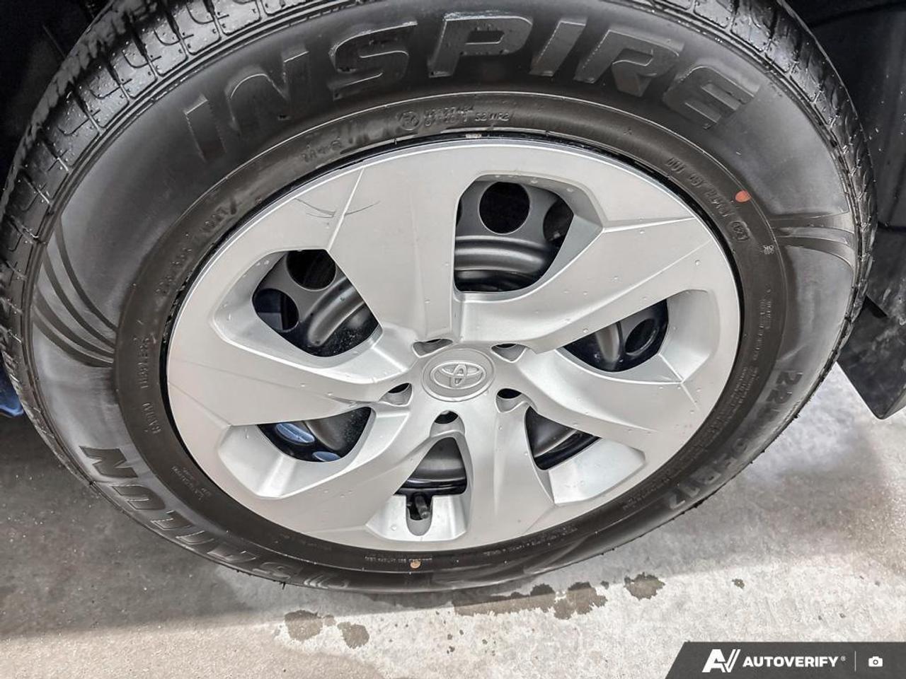 2024 Toyota RAV4 LE 4dr All-wheel Drive Photo