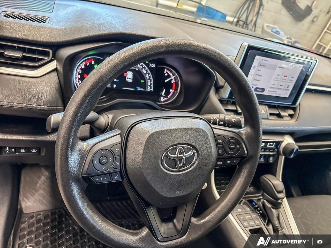 2024 Toyota RAV4 LE 4dr All-wheel Drive Photo
